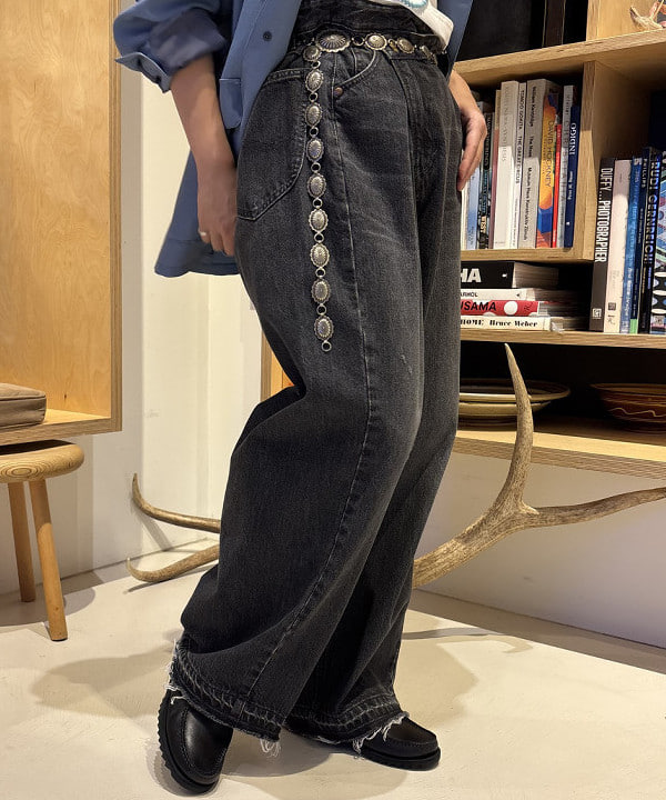 吉野 多恵さんの「BEAMS WOMEN｜ポリエステル ツイル スリーボタン ジャケット」を使ったコーディネート