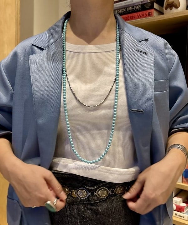 吉野 多恵さんの「BEAMS WOMEN｜ポリエステル ツイル スリーボタン ジャケット」を使ったコーディネート