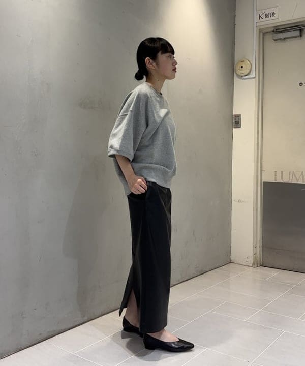野村 美紅さんの「BEAMS WOMEN｜【別注】SLOANE / 裏毛 半袖 スウェット」を使ったコーディネート