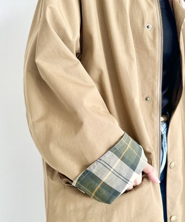 大川 美咲さんの「BEAMS WOMEN｜【別注】BARBOUR / BURGHLEY ロングコート」を使ったコーディネート