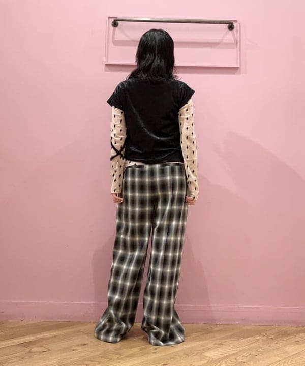 晶さんの「BEAMS WOMEN｜maturely / ベロア ジッパー トップ」を使ったコーディネート