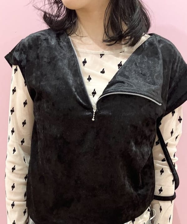 晶さんの「BEAMS WOMEN｜maturely / ベロア ジッパー トップ」を使ったコーディネート