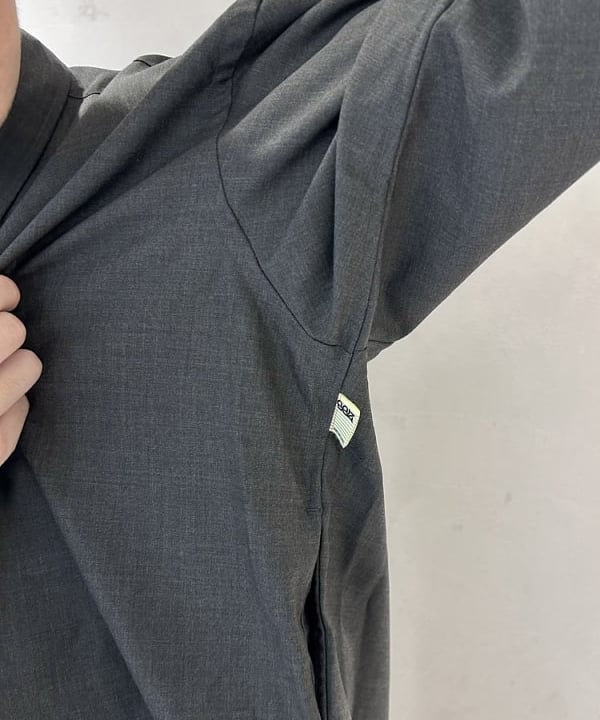 rogiさんの「BEAMS WOMEN｜２プリーツ バルーン チノパンツ」を使ったコーディネート