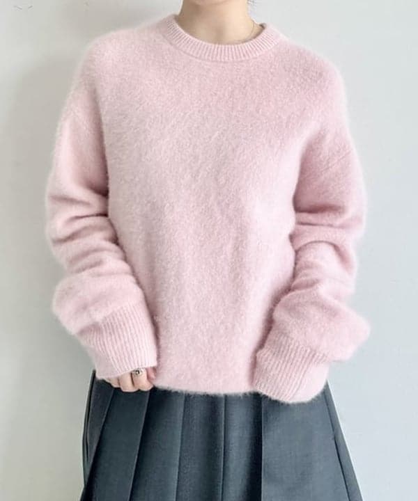 大川 美咲さんの「BEAMS WOMEN｜ヤク フォックス ロングスリーブ プルオーバーニット」を使ったコーディネート