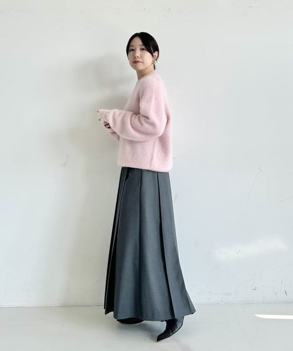 大川 美咲さんの「BEAMS WOMEN｜ヤク フォックス ロングスリーブ プルオーバーニット」を使ったコーディネート