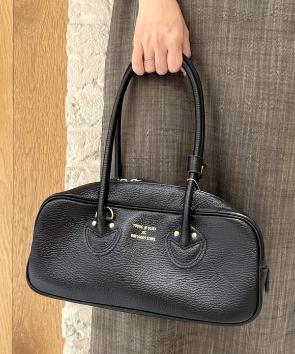 ヒライさんの「BEAMS WOMEN｜2WAY Vネックワンピース」を使ったコーディネート