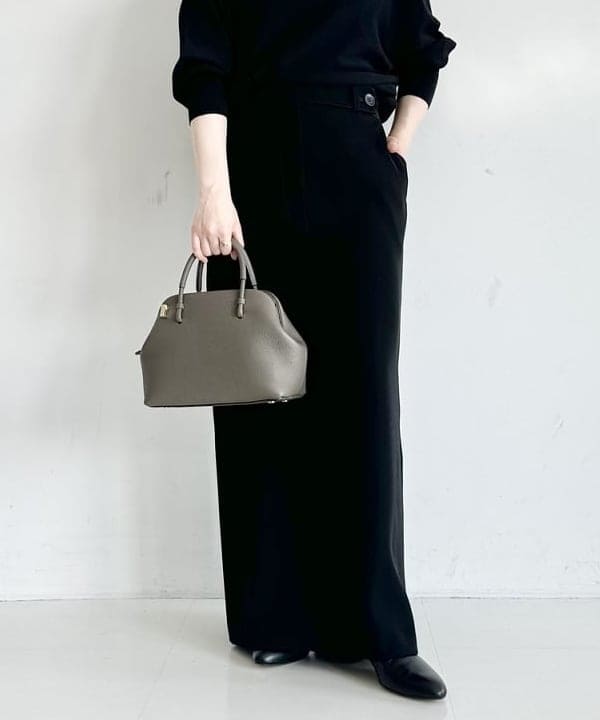 大川 美咲さんの「BEAMS WOMEN｜ボートネック レディ ニット .M」を使ったコーディネート