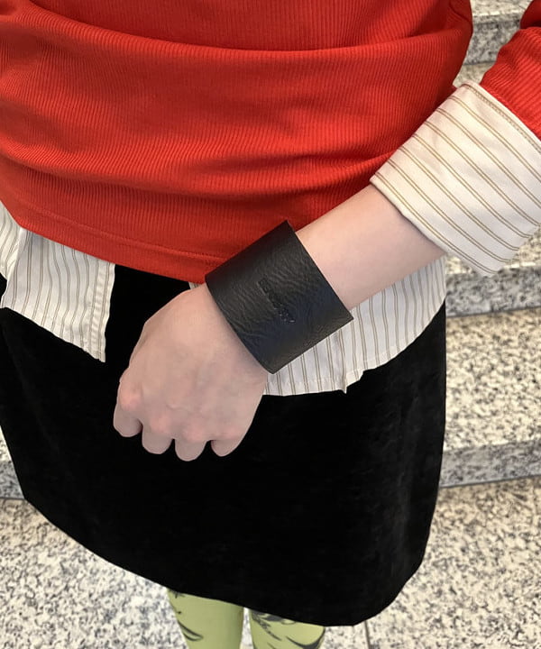 加歩さんの「BEAMS WOMEN｜リブ ギャザー オフショルダー Tシャツ」を使ったコーディネート