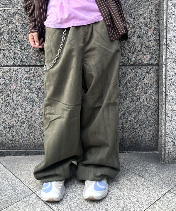 菊田 悠さんの「BEAMS WOMEN｜ワイドフィット バックジップ シャツ」を使ったコーディネート