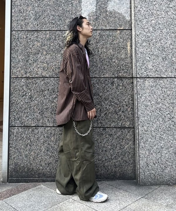 菊田 悠さんの「BEAMS WOMEN｜ワイドフィット バックジップ シャツ」を使ったコーディネート