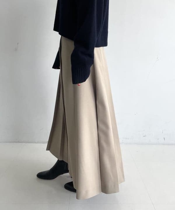 SAKAIさんの「BEAMS WOMEN｜【別注】Barbour / BEDALE ジャケット」を使ったコーディネート