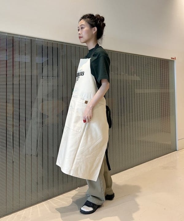 清水 彩乃さんの「【別注】Dickies / 2プリーツ パンツ」を使ったコーディネート