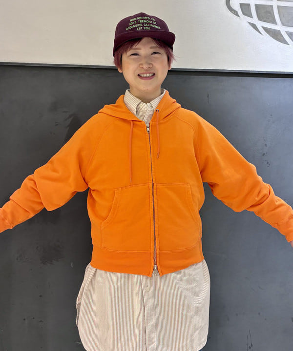 木村 梨香さんの「BEAMS WOMEN｜【別注】SCREEN STARS / フルジップ パーカー」を使ったコーディネート