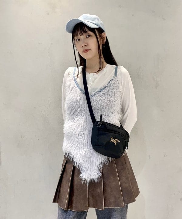 カタヤマ アヤさんの「BEAMS WOMEN｜RBS / ヘンリー ボートネック Tシャツ」を使ったコーディネート