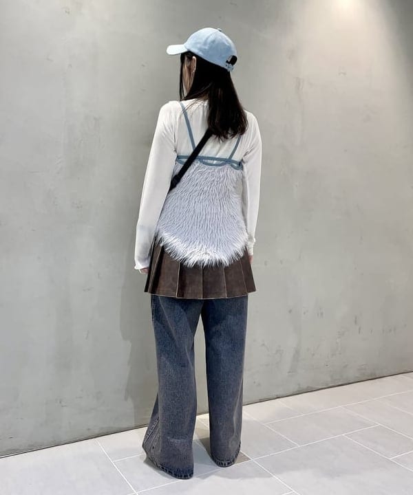 カタヤマ アヤさんの「BEAMS WOMEN｜RBS / ヘンリー ボートネック Tシャツ」を使ったコーディネート