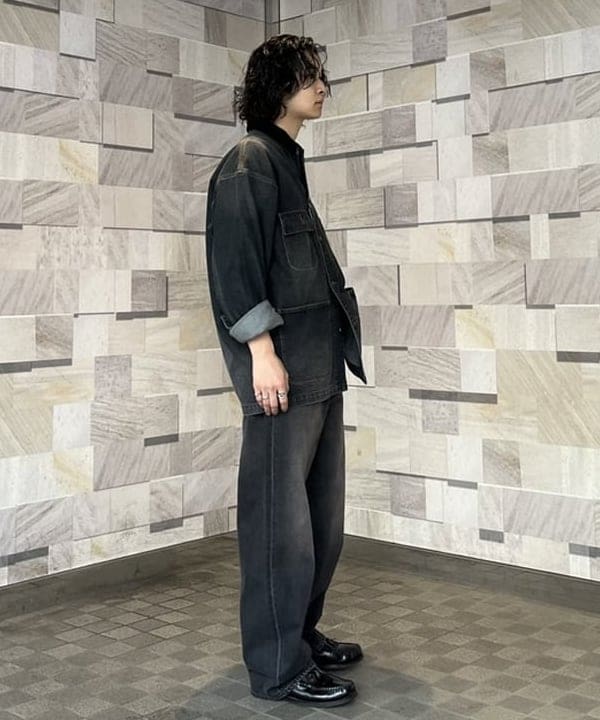久保田 耀さんの「ワイドストレート デニムパンツ」を使ったコーディネート