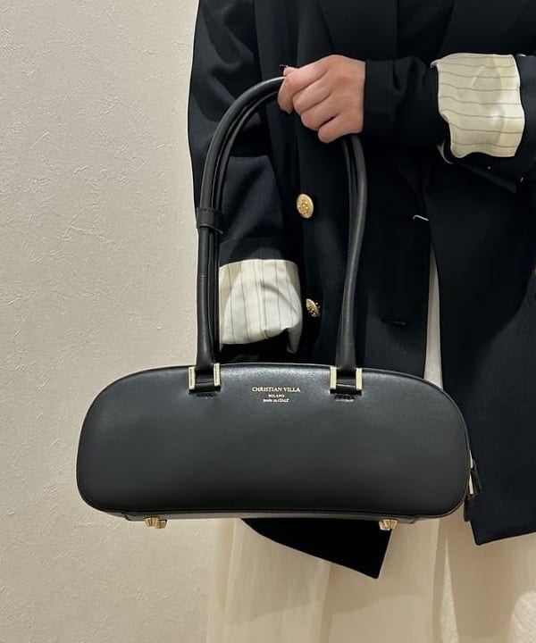 大槻 まひろさんの「BEAMS WOMEN｜ドライギャバジン ６ボタン ダブルジャケット」を使ったコーディネート