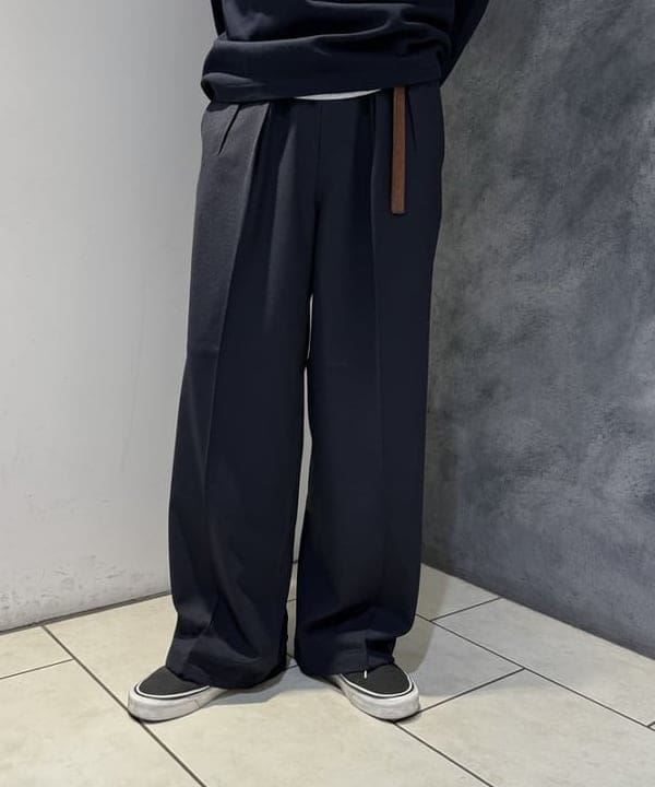 植木 竜也さんの「BEAMS WOMEN｜【別注】FRED PERRY / SINGLE TIP RELAX PIQUE TEXTURE SHIRT」を使ったコーディネート