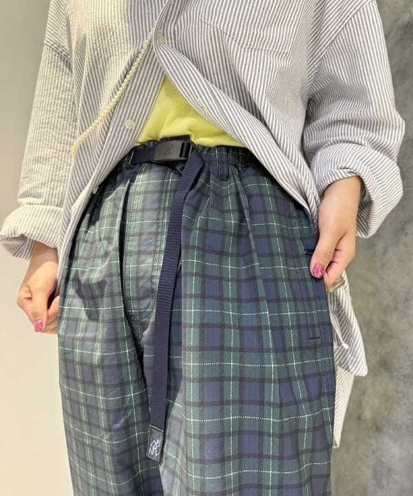 yokoyama shionさんの「BEAMS WOMEN｜ビッグ ボタンダウン シャツ」を使ったコーディネート