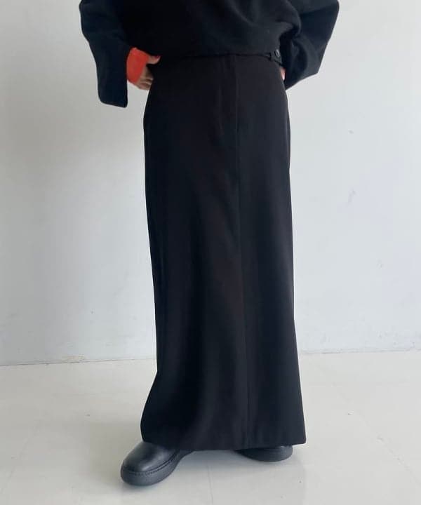 SAKAIさんの「BEAMS WOMEN｜	クロップド 2WAY ニット」を使ったコーディネート