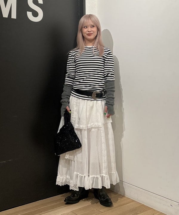 ando naoさんの「BEAMS WOMEN｜スパンコール バッグ」を使ったコーディネート