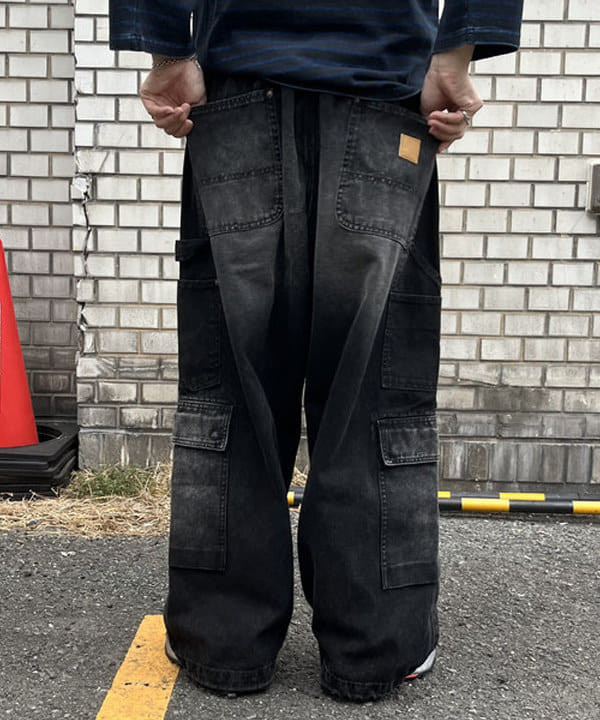久保田 耀さんの「ワイドフィット レザー ジップブルゾン」を使ったコーディネート
