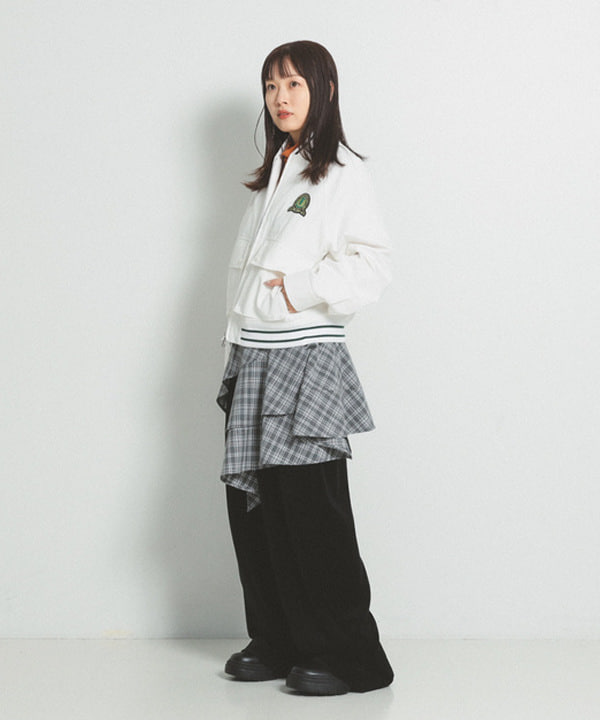 カタヤマ アヤさんの「BEAMS WOMEN｜ソフト 天竺 タートルネック トップス」を使ったコーディネート