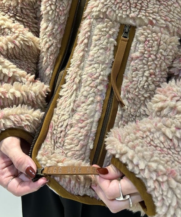 ササキさんの「BEAMS WOMEN｜UGG(R) for Ray BEAMS / MARLENE CONFETTI JACKET」を使ったコーディネート