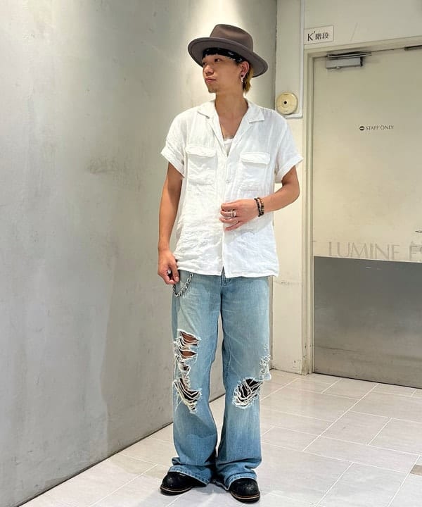三宅 雄平さんの「BEAMS WOMEN｜Open Collar 1/40 Linen」を使ったコーディネート