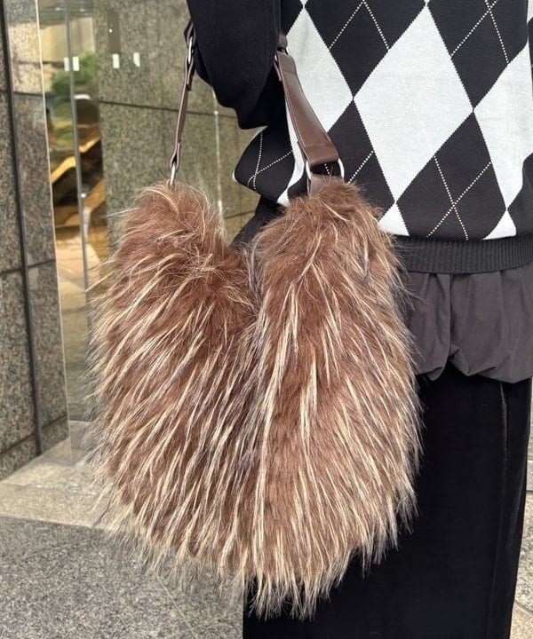 YABUさんの「BEAMS WOMEN｜【別注】FRED PERRY / ARGYLE JUMPER」を使ったコーディネート