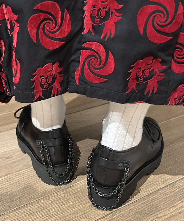 ando naoさんの「BEAMS WOMEN｜blicenscell / ビジュー バッグ」を使ったコーディネート