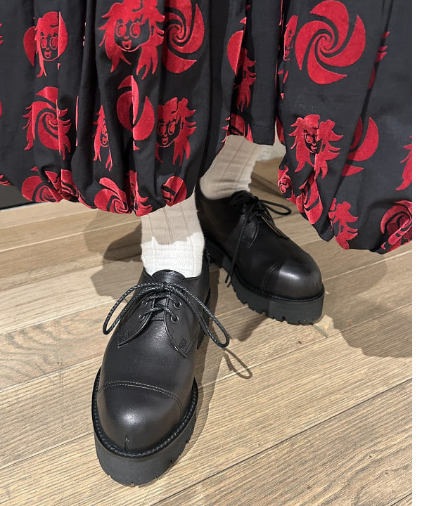 ando naoさんの「BEAMS WOMEN｜blicenscell / ビジュー バッグ」を使ったコーディネート