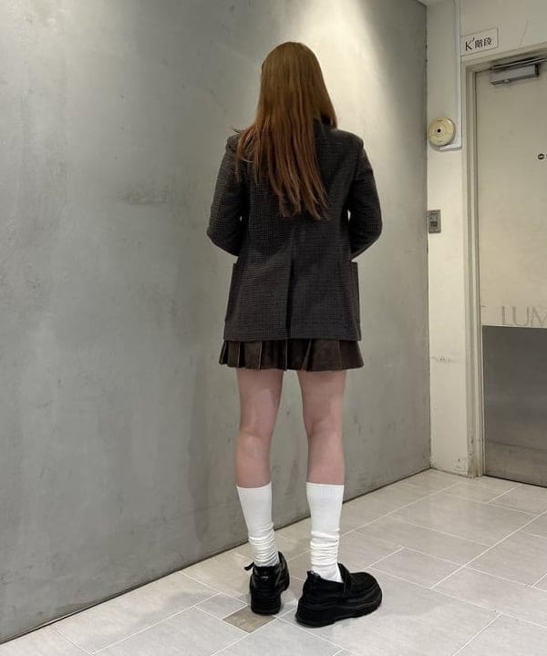 桃羽さんの「BEAMS WOMEN｜AK+1 / ウール チェック 2ボタン ジャケット」を使ったコーディネート