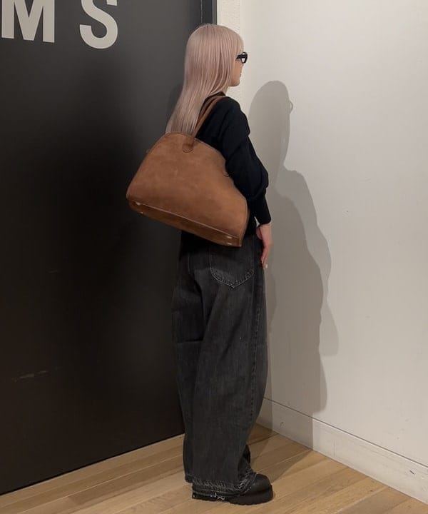 ando naoさんの「BEAMS WOMEN｜【別注】LACOSTE / ニット ポロシャツ」を使ったコーディネート