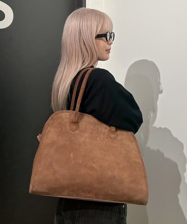 ando naoさんの「BEAMS WOMEN｜【別注】LACOSTE / ニット ポロシャツ」を使ったコーディネート