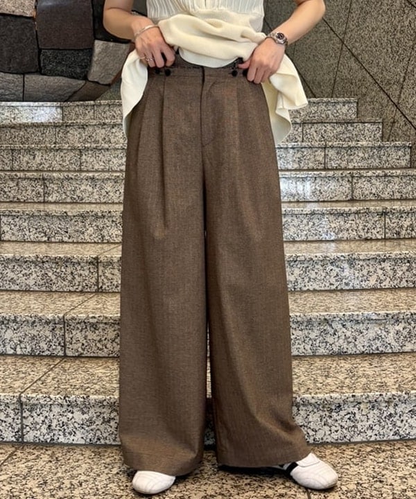 はやしあかねさんの「BEAMS WOMEN｜RBS / リブ キリカエ ベスト」を使ったコーディネート