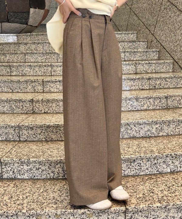 はやしあかねさんの「BEAMS WOMEN｜RBS / リブ キリカエ ベスト」を使ったコーディネート