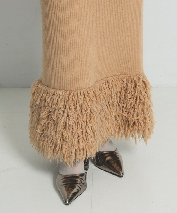 カタヤマ アヤさんの「BEAMS WOMEN｜4ボタン ダブル テーラード ジャケット」を使ったコーディネート