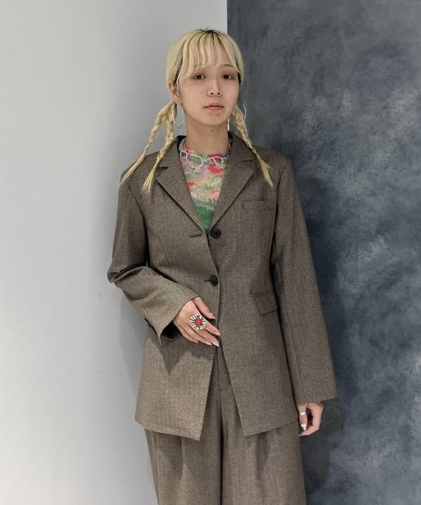 シマダリツコさんの「BEAMS WOMEN｜RBS / ヘリンボーン 2ボタン ジャケット」を使ったコーディネート