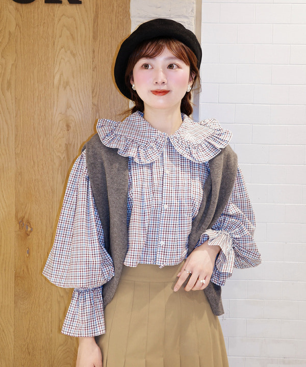 Joさんの「BEAMS WOMEN｜DANTON / LAMBS WOOL CREWNECK CARDIGAN」を使ったコーディネート