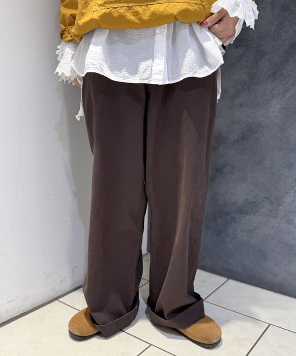 yokoyama shionさんの「BEAMS WOMEN｜ワイド チノ パンツ」を使ったコーディネート