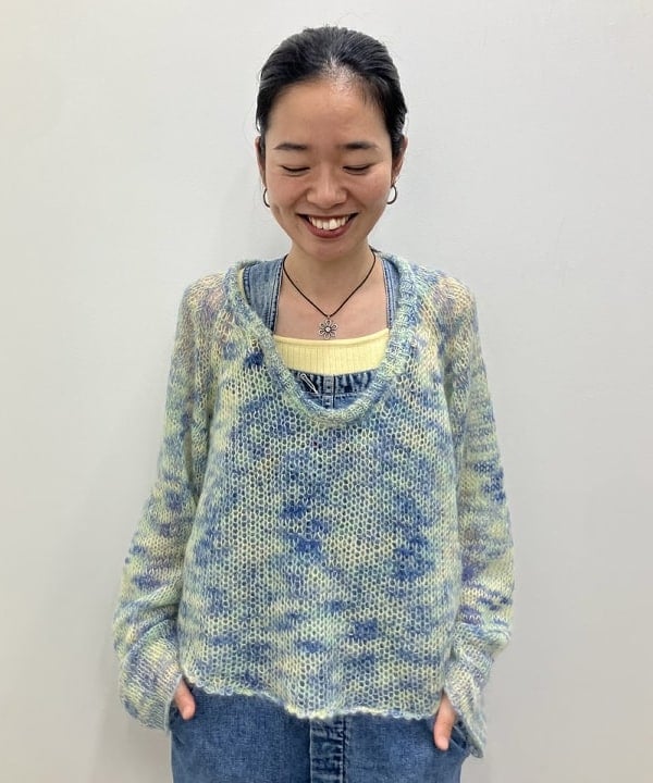 津藤 理佐子さんの「BEAMS WOMEN｜カスリ モヘア ベースボール」を使ったコーディネート