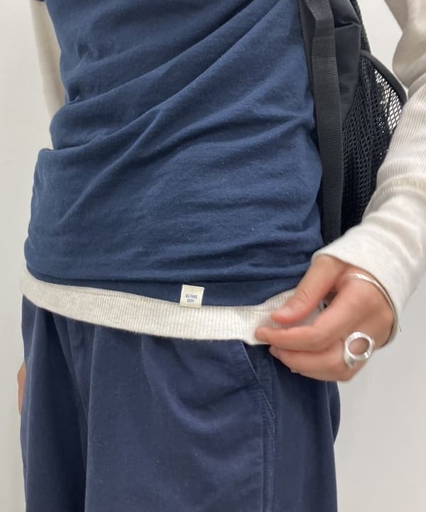 津藤 理佐子さんの「BEAMS WOMEN｜ボーイ ベーシック Tシャツ」を使ったコーディネート