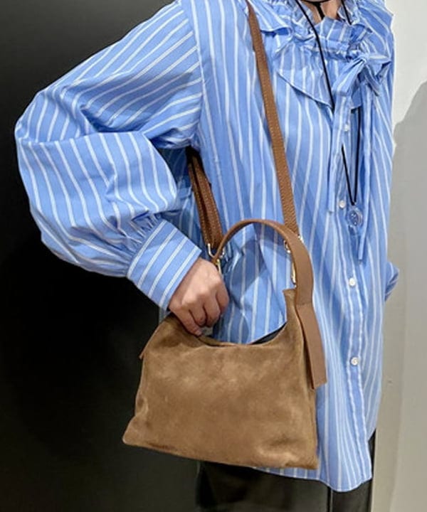 早川 萌子さんの「BEAMS WOMEN｜フリルカラー リボン ブラウス」を使ったコーディネート