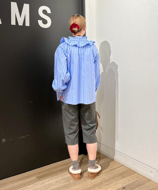 早川 萌子さんの「BEAMS WOMEN｜フリルカラー リボン ブラウス」を使ったコーディネート