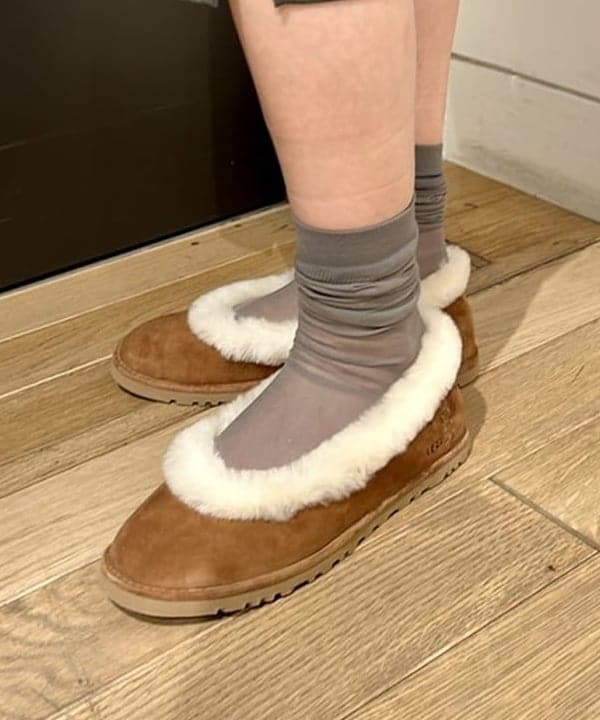 早川 萌子さんの「BEAMS WOMEN｜フリルカラー リボン ブラウス」を使ったコーディネート