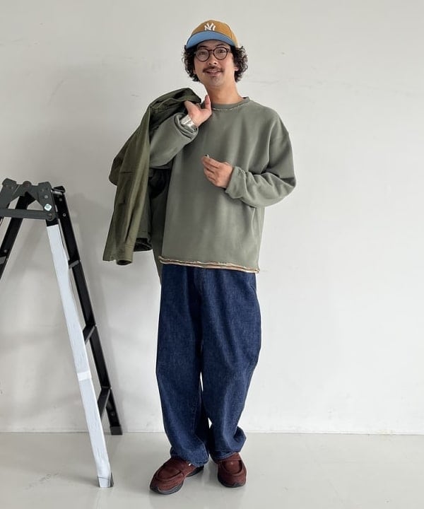 BAKU(東江 漠)さんの「BEAMS WOMEN｜ワイドフィト バックサテン レイヤード M-65 ブルゾン」を使ったコーディネート