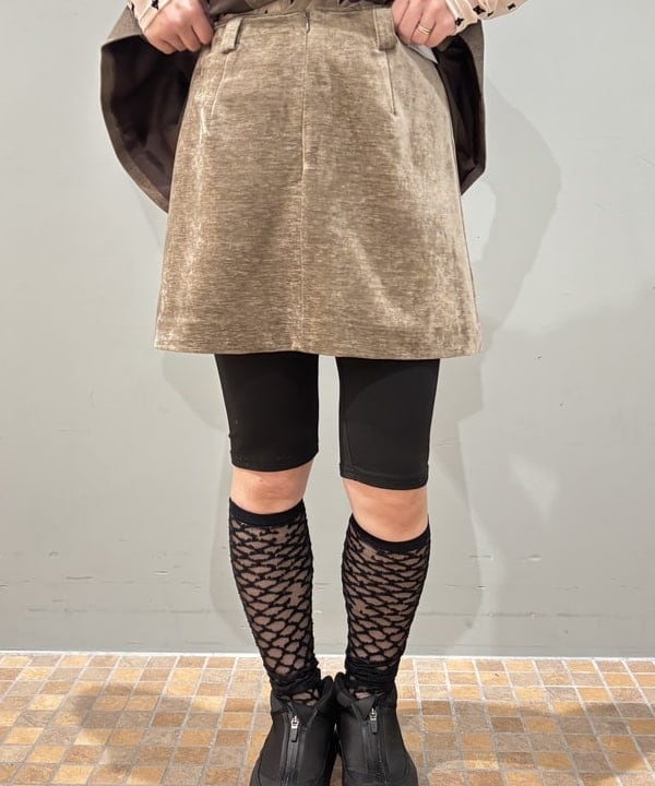 YABUさんの「BEAMS WOMEN｜フロッキー プリント シアー ラウンドネック トップス」を使ったコーディネート