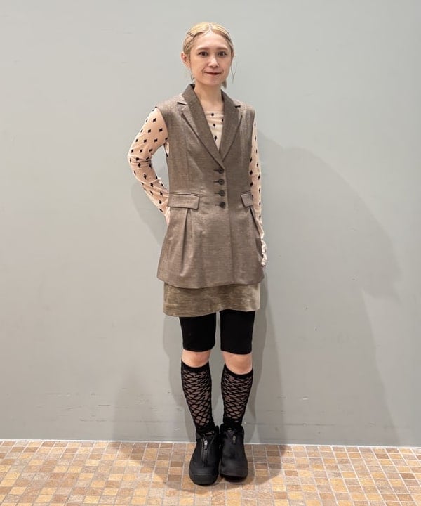 YABUさんの「BEAMS WOMEN｜フロッキー プリント シアー ラウンドネック トップス」を使ったコーディネート