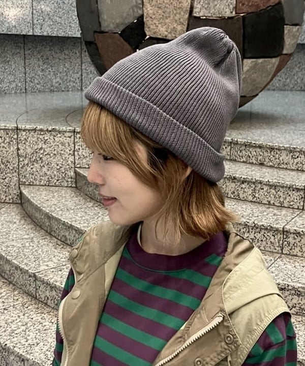 小原 もこさんの「BEAMS WOMEN｜マウンテン パーカー ベスト」を使ったコーディネート